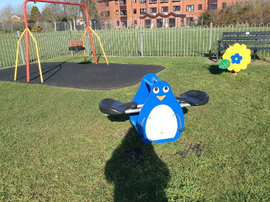 LOS rec playground penguin seesaw